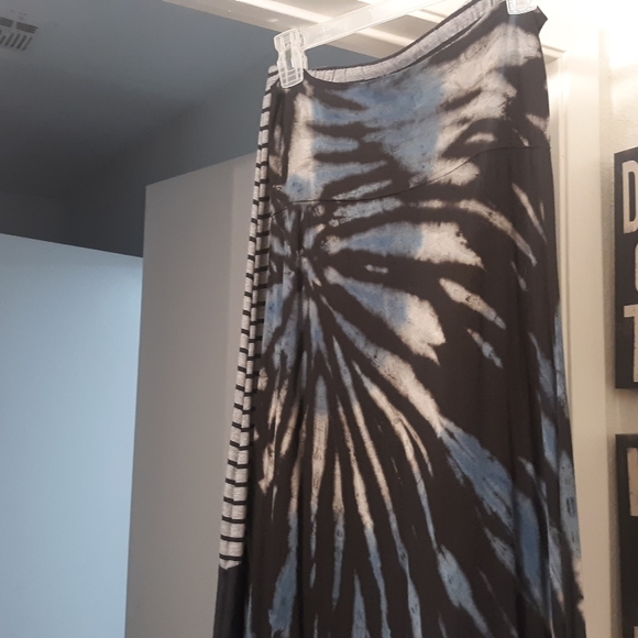 Skirt tie dye awesome multi cute long skirt for taller person I'm too short. - Picture 4 of 4